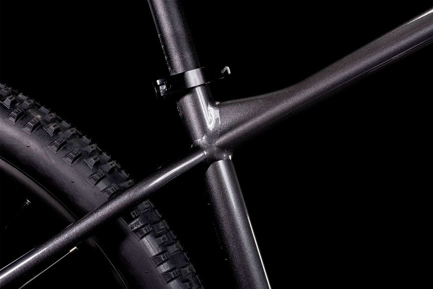 Bicicleta de montaña CUBE Aim SL 2022 Graphite'n'Metal / Transmisión 2x9 velocidades